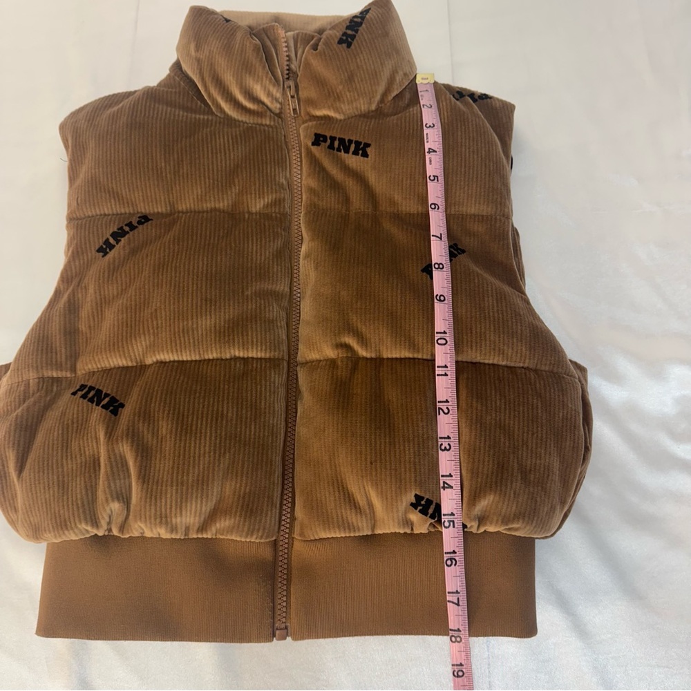 Victoria’s Secret Pink Super Soft Ribbed Velour Cropped Puffer Vest - Picture 7 of 9